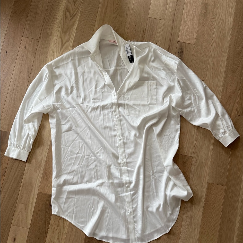 La Vie En Rose Sleek White Dress Shirt